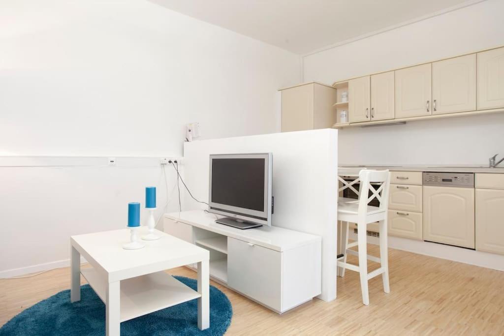 Exclusive 2-Room Souterrain Apartment Nuremberg Exterior photo